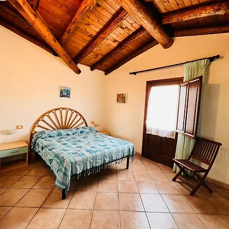 Trilocale Le Genuasi Apartmán *